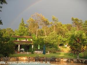 Slaaphuis met hoogste terras rechts