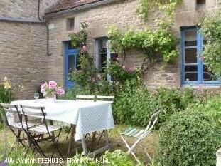 Boerderij / Hoeve te huur in Cote d'Or is geschikt voor gezinnen met kinderen in Midden-Frankrijk.