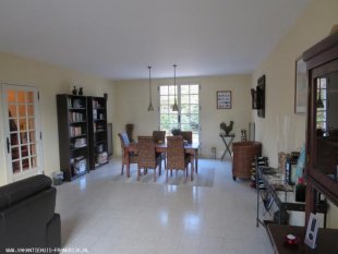 Woonkamer, eetgedeelte