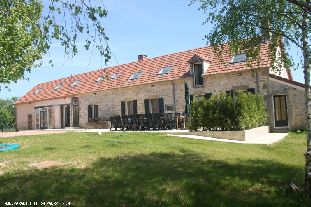 Boerderij / Hoeve te huur in Nievre is geschikt voor gezinnen met kinderen in Midden-Frankrijk.