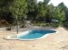Het zwembad met 180m2 terras en zon-verwarmde douche <br>Dit is het zwembad-terras van 180m2 met een buiten douche. Ook dit terras heeft uitzicht over de zee en de wijngaarden