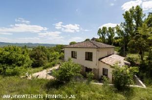 Vakantiehuis: Vakantiehuis voor 2 tot 9 personen in het zuiden van de Ardèche