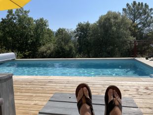 Luieren in onze steigerhouten lounge zetels