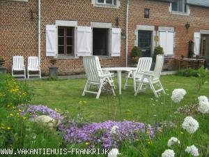 (Vakantie) woning: Luxe 6-persoons appartement met grote tuin en eigen inrit met parking te huur in Ardennes (Frankrijk).