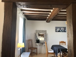 Eetkamer vanaf de woonkamer