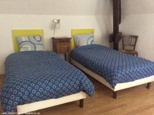 2 tweepersoonskamer op de 2e etage