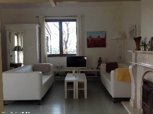 (Vakantie) woning: Heerlijk huis: prive ZWEMBAD met prachtig uitzicht vanuit kamer en terras WIFI Nederl. TV, uitzicht: wijngaarden, heuvels en montagne noir zie foto te huur in Herault (Frankrijk).