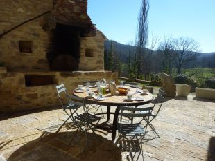 de broodoven met terras