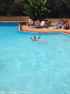 (Vakantie) woning: Gezellig, ruim, vakantiehuis op landgoed nabij camping met verwarmd zwembad en vele faciliteiten. U kunt zowel met 2 als met 6 personen hier genieten te huur in Dordogne (Frankrijk)