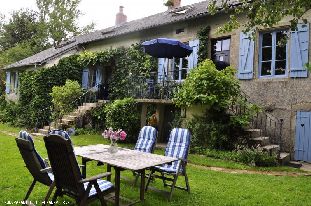 Vakantiehuis: Sfeervolle, ruime, authentieke vakantiewoning in rustige glooiende omgeving van Parc de Morvan. te huur in Nievre (Frankrijk)