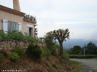 (Vakantie) woning: Côte d'Azur le muy sainte maxime: Vrijstaande woning van alle gemakken voorzien op een afgesloten domaine met prive zwembad en een prachtig uitzicht te huur in Var (Frankrijk)