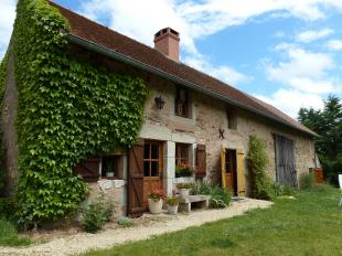 Vakantiehuis: Bourgogne: romantisch en comfortabel vakantiehuisje 'en campagne' te huur in Saone et Loire (Frankrijk)
