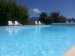 Het zwembad met daarachter de Mont Ventoux <br>Het zwembad is 7x12 plus 3x3 m.