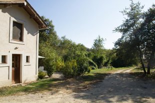 De toegangsweg naar Maisonnette