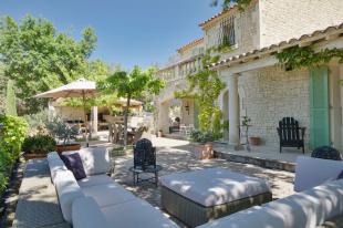 Vakantiehuis: Mas La Forestiere, ook úw luxe vakantiebestemming in de Provence! te huur in Alpes de Haute Provence (Frankrijk)