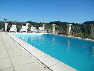(Vakantie) woning: Zeer rustig gelegen vakantiewoning met zwembad in het zuiden van de Ardèche te huur in Ardeche (Frankrijk)