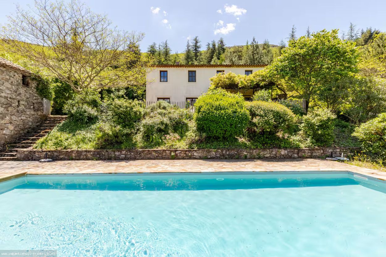 Hoofdfoto Mooie, comfortabele Zuid-Franse villa voor 12 met zwembad en prachtzicht op het pittoreske Olargues