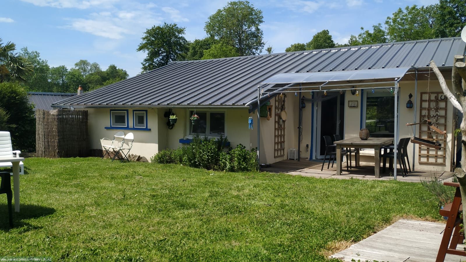 Hoofdfoto Jessea! Gezellig vrijstaand vakantiehuis vlak bij zee met een tuin van 1500 m, Picardie/Normandie, incl.opgemaakte bedden en handdoeken. Hond welkom.