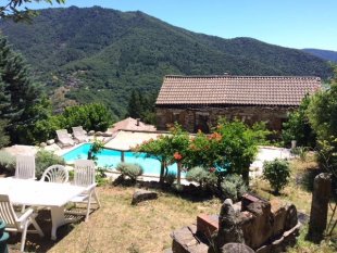 Tuin + uitzicht + BBQ en terras