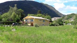 Vakantiehuis: Rustig gelegen villa aan de rand van de Verdon, private tuin, private parking, volledig omheind. te huur in Alpes de Haute Provence (Frankrijk)