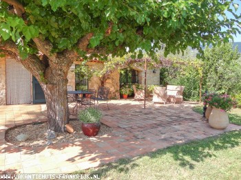 Gedeelte van oude mas stijlvol gerestaureerd met groot privé zwembad en privacy