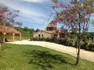 (Vakantie) woning: Heerlijk rustig gelegen vakantiehuis voorzien van alle gemakken. te huur in Dordogne (Frankrijk).