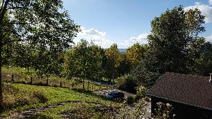 (Vakantie) woning: Eenvoudig maar comfortabel chalet in de heuvels van Basse-Normandie te huur in Orne (Frankrijk).