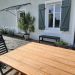 Het terras <br>Het terras op het zuiden grenst aan de keuken