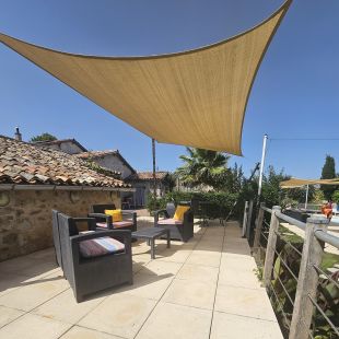 SMALL GITE PATIO