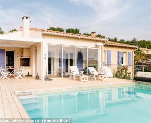 Vakantiehuis: Leuke, gezellige vakantiewoning met mooi uitzicht en eigen zwembad te huur in Herault (Frankrijk)