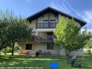 Vakantiehuis: Grote en sfeervolle vrijstaande villa in het centrum van le Bourg 'd Oisans, onderaan de voet van de l'Alpe 'd Huez te huur in Alpes de Haute Provence (Frankrijk)
