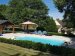 Prive-zwembad <br>Prive-zwembad met keukenbuiten. Op de achtergrond Le Taillis.