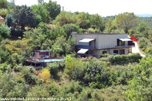 Vakantiehuis: Gîte ''Esprit Nature'' **** in een modern huis met een ongelooflijk uitzicht vanaf het ruime terras en zijn privé zwembad voor 4 a 6 personnes. te huur in Ardeche (Frankrijk)