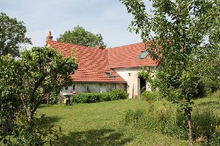 (Vakantie) koopwoning: Louroux de Bouble _ Ruime woonboerderij met nieuw dak. te koop in Allier (Frankrijk).