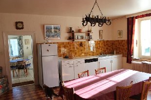 (Vakantie) koopwoning: Maisonnais -Ruim woonboerderijtje met stallen en schuren op ongeveer 2 hectare grond. te koop in Cher (Frankrijk).