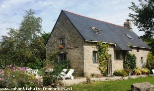 Vakantiehuis: Rust, kalmte, prachtige omgeving, warm onthaal in de traditionele granieten boerderij: Les Papillons, uw perfecte lente-, zomer- of herfstvakantie te huur in Morbihan (Frankrijk)
