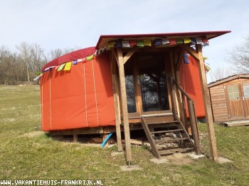 Vakantiehuisje en yourt voor rust en privacy in een prachtig wandelgebied!