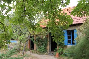 (Vakantie) koopwoning: Couleuvre – Klein boerderijtje op ruim 13000 m2 grond. ** NIEUW ** te koop in Allier (Frankrijk).