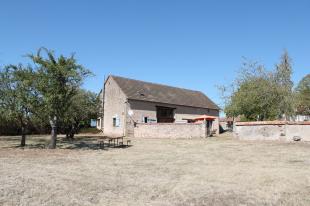 (Vakantie) woning: Louroux Bourbonnais – Mooi verbouwde woonboerderij aan de rand van het dorp. ** NIEUW ** te huur in Allier (Frankrijk)