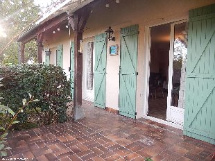 (Vakantie) koopwoning: Bourbon l’Archambault- Ruim woonhuis met gite op 3200m² terrein in een thermaal stadje. ** NIEUW ** te koop in Allier (Frankrijk).