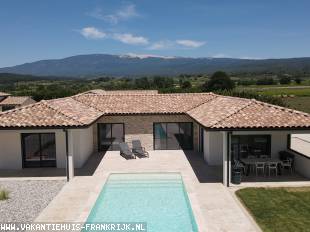 Vakantiehuis: Villa Dumoulin Provence met eigen website villafrankrijktehuur.eu te huur in Vaucluse (Frankrijk)