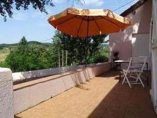 uitzicht vanaf het terras bij de gite