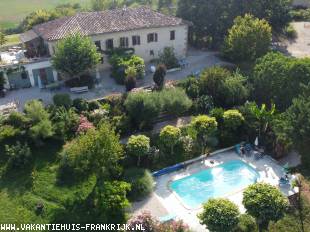 Vakantiehuis: Maison Cazac bestaat uit 3 afzonderlijke vakantiehuisjes voor een charmant, rustig en ontspannen verblijf te huur in Haute Garonne (Frankrijk)