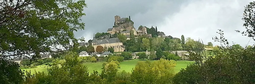 Turenne, een prachtig kasteeldorp vaak als decor voor films gebruikt