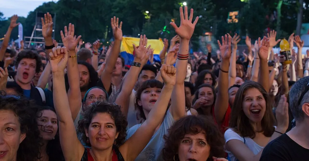 Enthousiast publiek bij de optredens van het Rio Loco festival