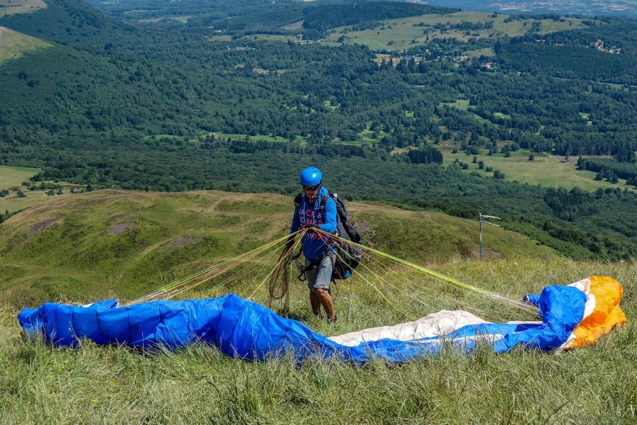Paragliding op de Puy-de-Dôme is populair en spectaculair