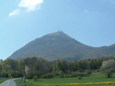 Vakantie in Puy-de-Dôme, Frankrijk - Ontdek de vulkanen en kuuroorden